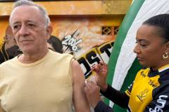 Em-mobilizacao-especial-Prefeitura-de-Criciuma-vacina-cerca-de-430-pessoas-contra-a-gripe-4